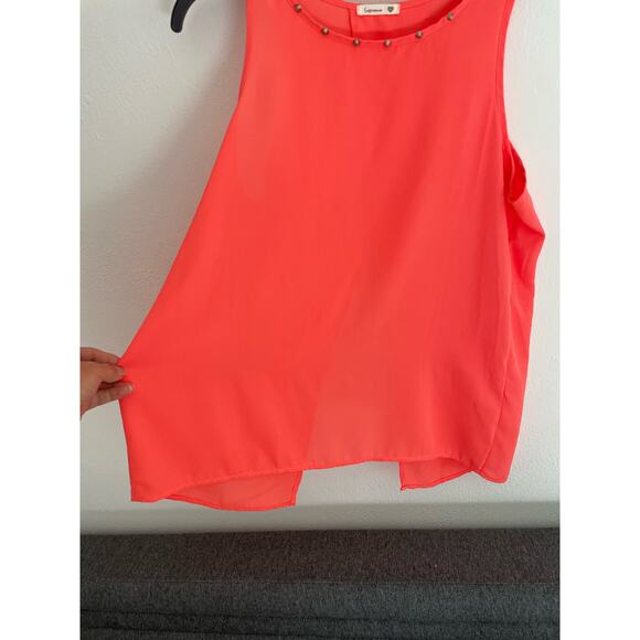 Soprano Women's Coral Tank Top MEDIUM Silver Studs Flowy with Open back. NWOT - Picture 3 of 11